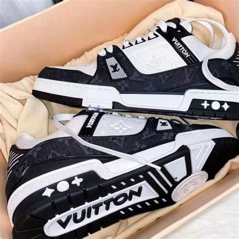 louis vuitton trainers black